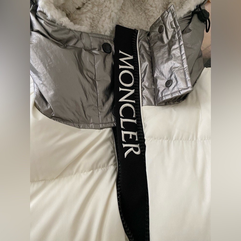 NEW Moncler puffer down jacket - Picture 4 of 15